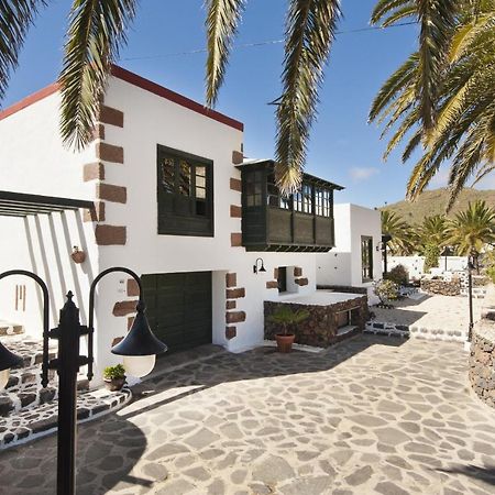 Villa Haria Lux By Escapehome Exterior foto