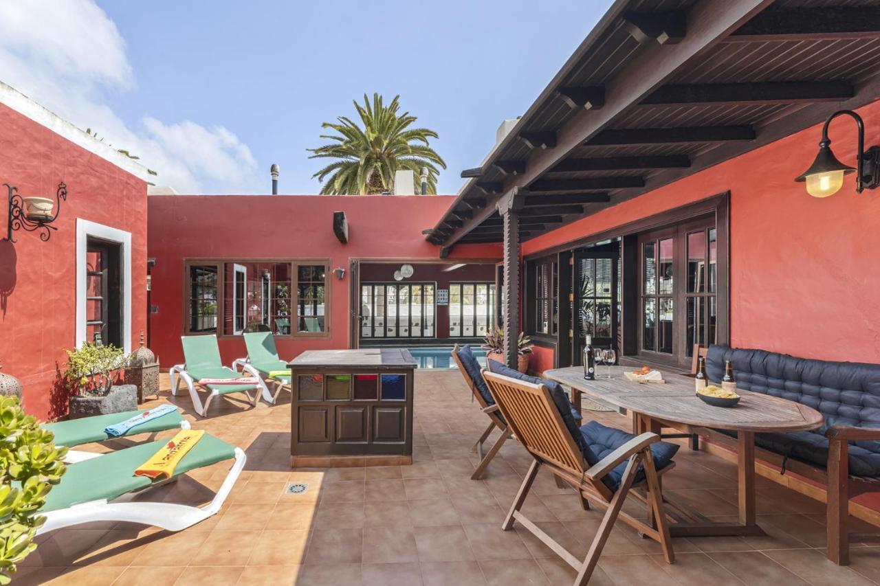 Villa Haria Lux By Escapehome Exterior foto